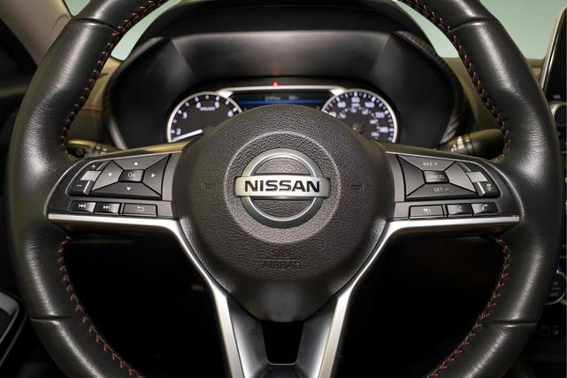 Photo of 2023 Super Black Nissan Sentra