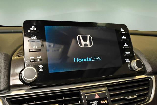 Photo of 2018 Champagne Frost Pearl Honda Accord
