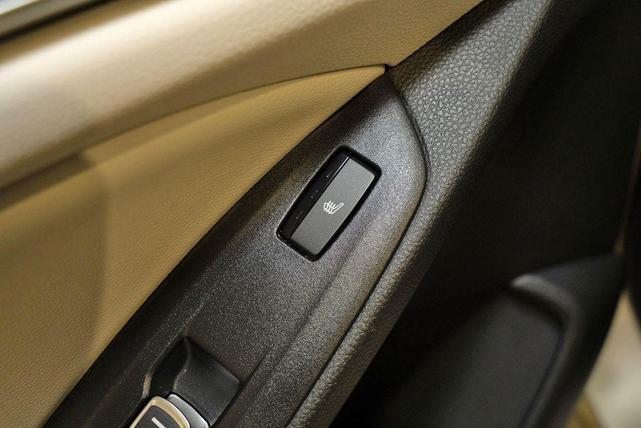 Photo of 2018 Champagne Frost Pearl Honda Accord