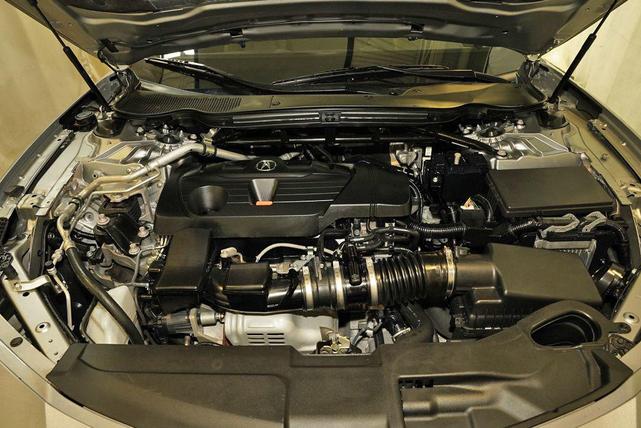 Photo of 2023 Lunar Silver Metallic Acura TLX