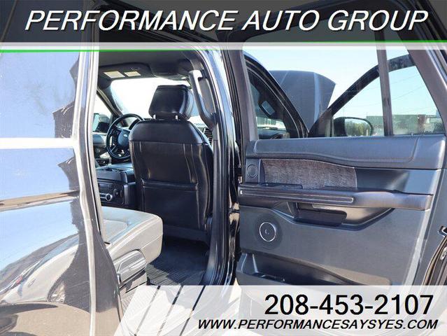 Photo of 2018 Shadow Black Ford Expedition Max