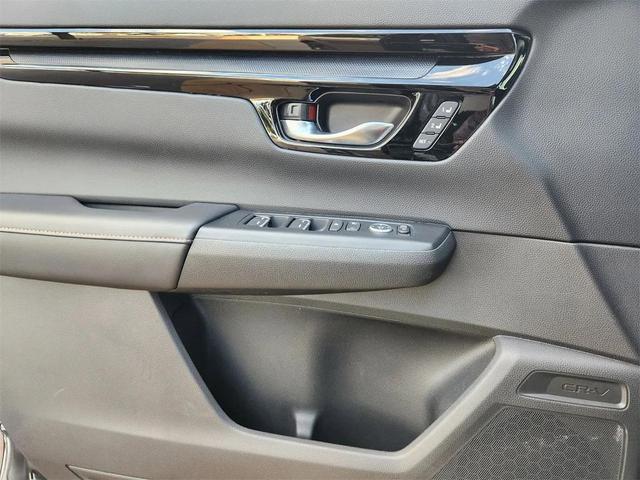 Photo of 2024 Crystal Black Pearl Honda CR-V Hybrid