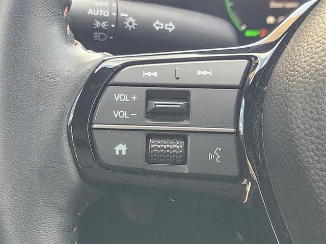 Photo of 2024 Crystal Black Pearl Honda CR-V Hybrid
