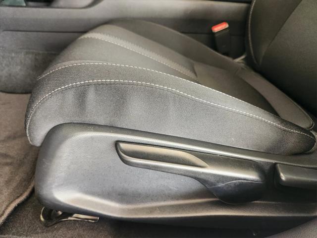 Photo of 2019 Lunar Silver Honda Civic