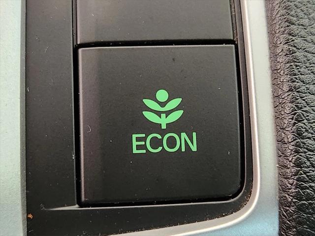 Photo of 2019 Lunar Silver Honda Civic