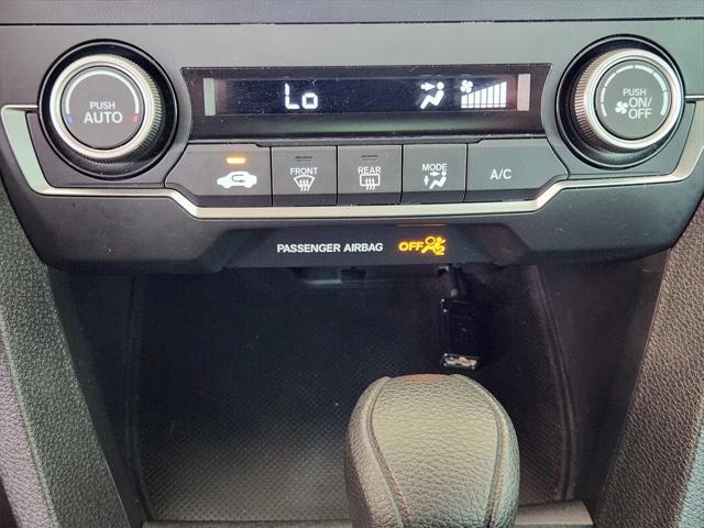 Photo of 2019 Lunar Silver Honda Civic