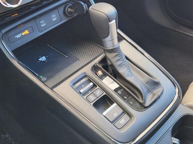 Photo of 2026 Platinum White Pearl Honda CR-V