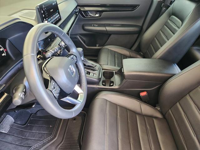 Photo of 2024 Canyon River Blue Metallic Honda CR-V