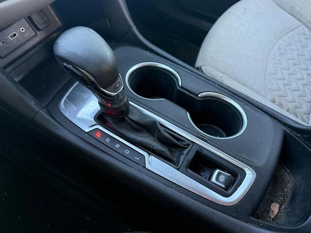 Photo of 2022 Silver Ice Chevrolet Equinox