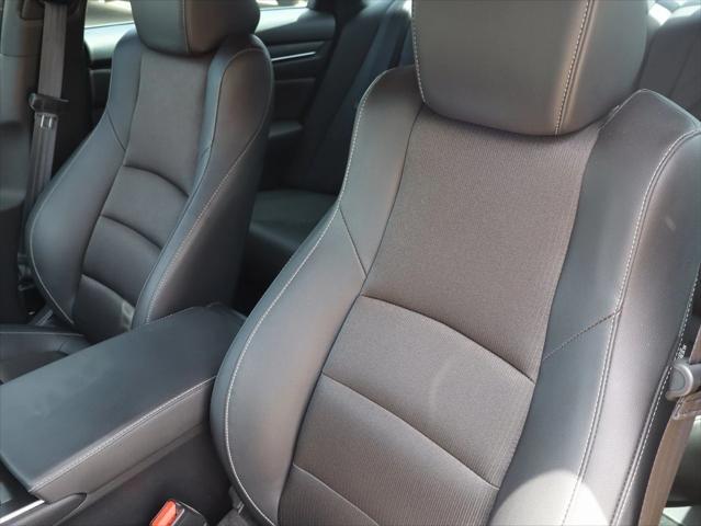 Photo of 2022 Crystal Black Pearl Honda Accord