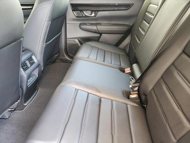 Photo of 2026 Platinum White Pearl Honda CR-V