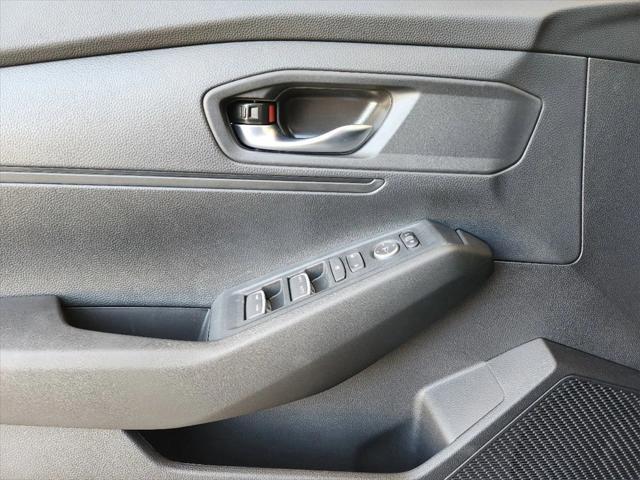 Photo of 2025 Solar Silver Honda Accord