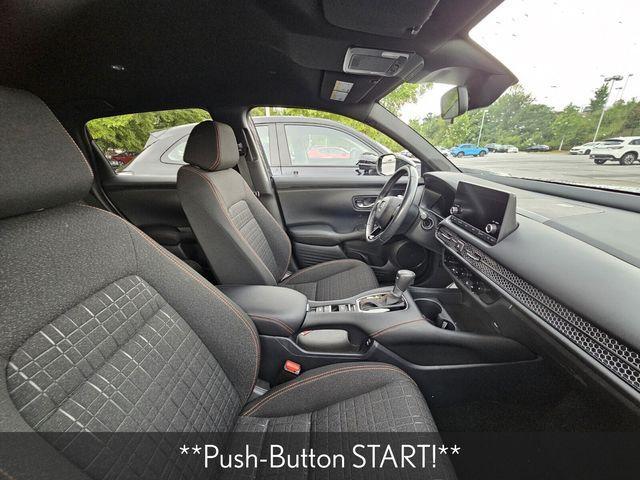 Photo of 2024 Crystal Black Pearl Honda HR-V