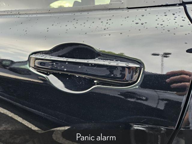 Photo of 2024 Crystal Black Pearl Honda HR-V