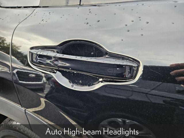 Photo of 2024 Crystal Black Pearl Honda HR-V