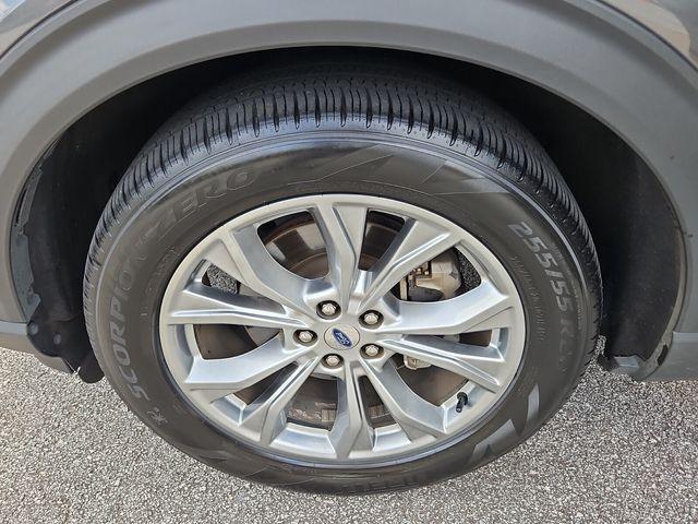 Photo of 2020 Magnetic Ford Explorer