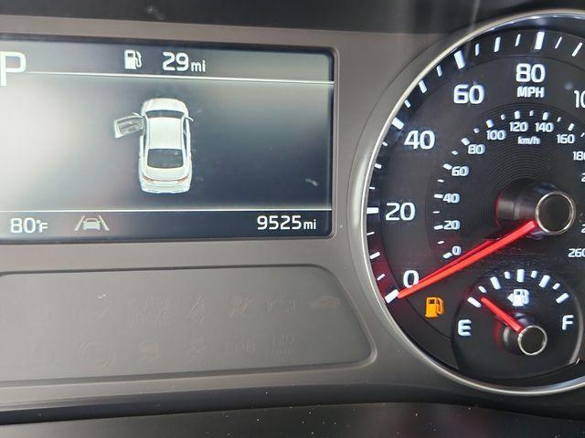 Photo of 2024 Currant Red Kia Forte