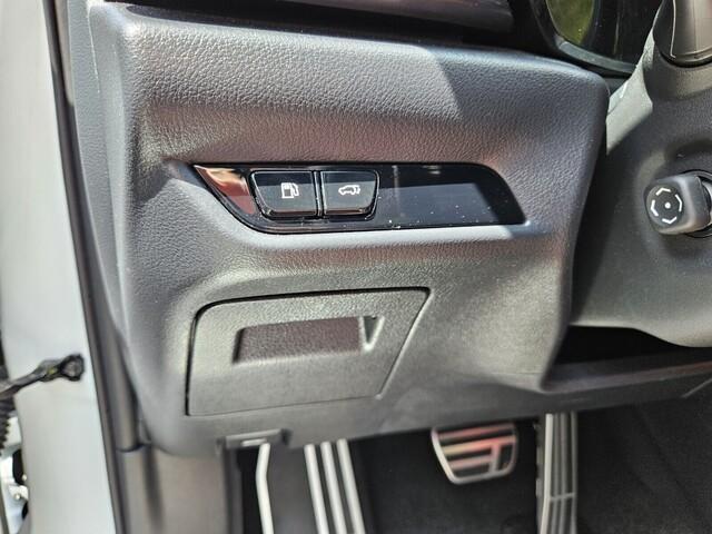 Photo of 2024 Eminent White Pearl Lexus NX 350