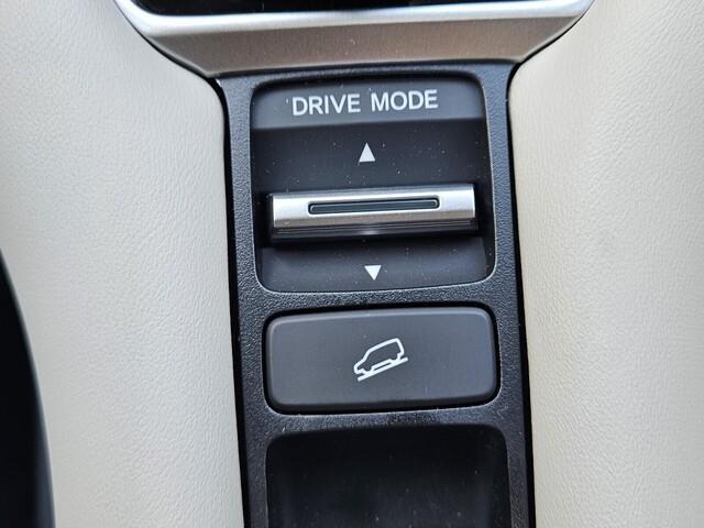 Photo of 2026 Silver Honda HR-V