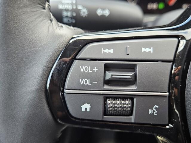 Photo of 2026 Platinum Honda HR-V