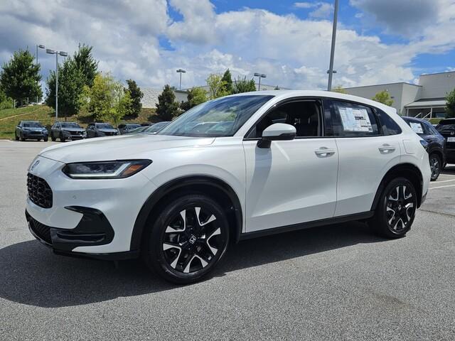 Photo of 2026 Platinum Honda HR-V