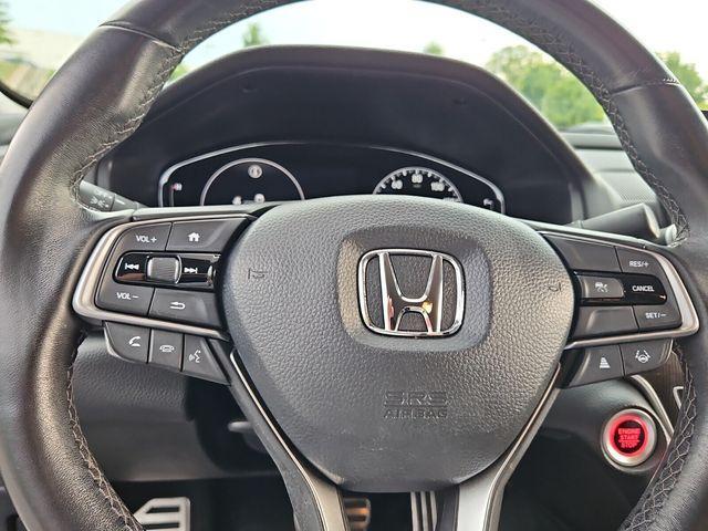 Photo of 2022 Still Night Pearl Honda Accord