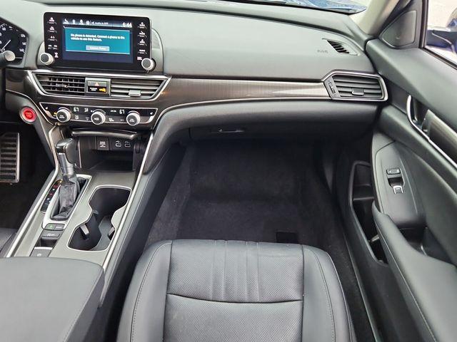 Photo of 2022 Still Night Pearl Honda Accord
