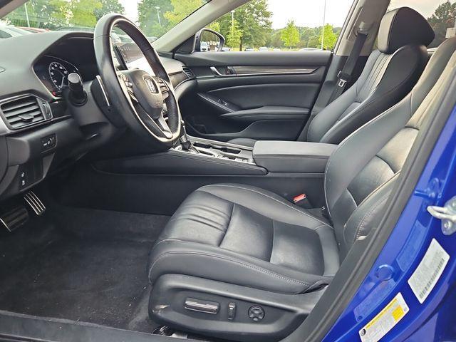 Photo of 2022 Still Night Pearl Honda Accord