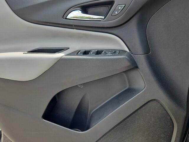 Photo of 2024 Mosaic Black Metallic Chevrolet Equinox