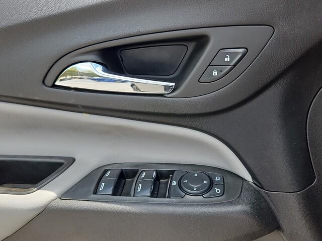 Photo of 2024 Mosaic Black Metallic Chevrolet Equinox