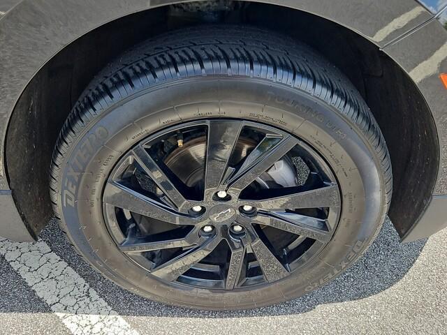 Photo of 2024 Mosaic Black Metallic Chevrolet Equinox