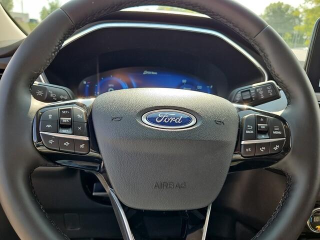 Photo of 2021 Silver Metallic Ford Escape