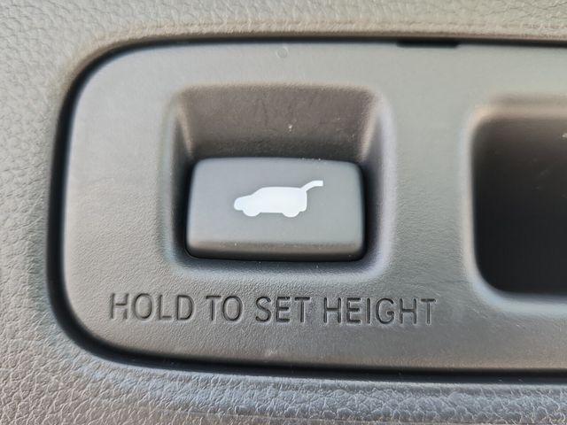 Photo of 2024 Urban Gray Pearl Honda CR-V Hybrid
