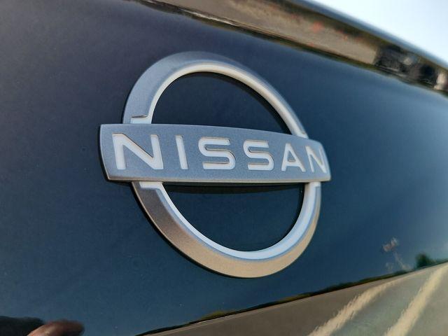 Photo of 2024 Black Nissan Altima