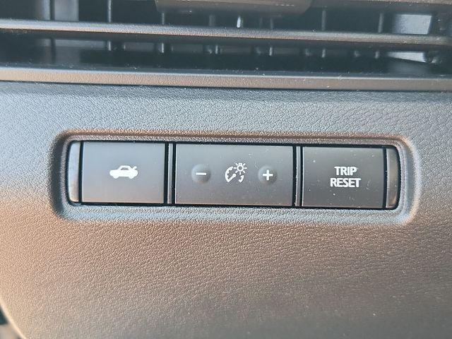 Photo of 2024 Black Nissan Altima
