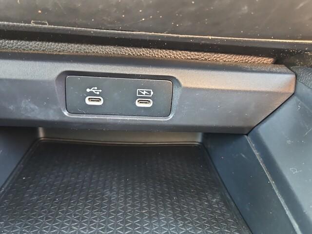 Photo of 2023 Platinum White Pearl Honda Accord
