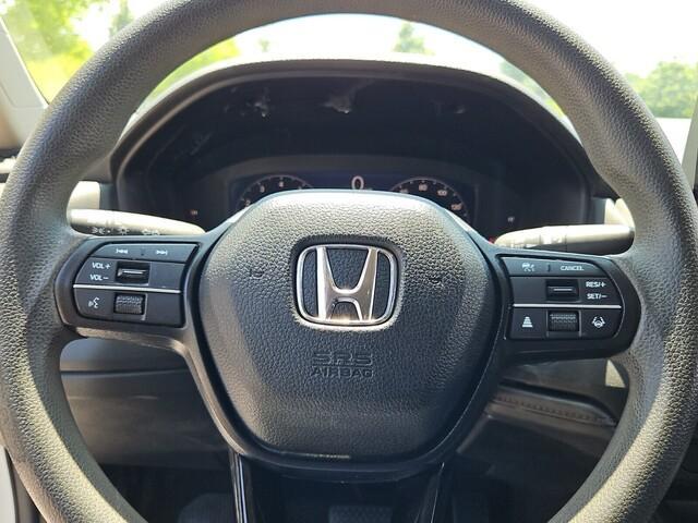 Photo of 2023 Platinum White Pearl Honda Accord
