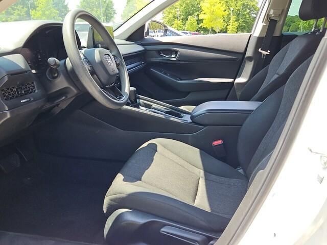 Photo of 2023 Platinum White Pearl Honda Accord
