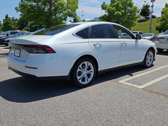 Photo of 2023 Platinum White Pearl Honda Accord