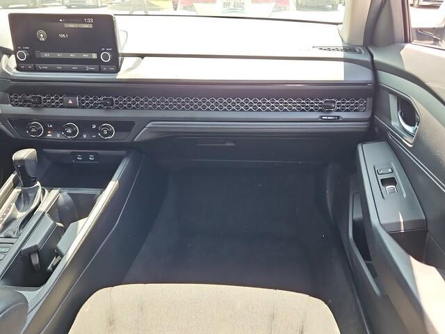 Photo of 2023 Platinum White Pearl Honda Accord