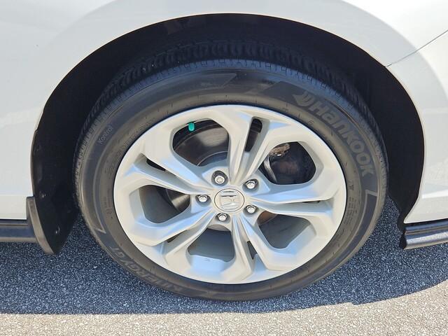 Photo of 2023 Platinum White Pearl Honda Accord