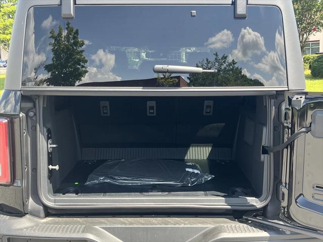 Photo of 2025 Shadow Black Ford Bronco