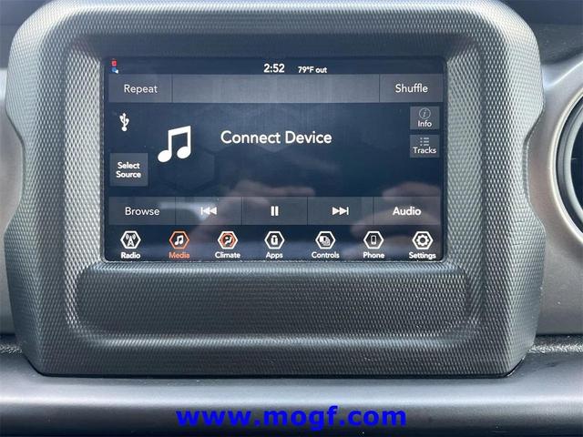 Photo of 2022 Black Clearcoat Jeep Gladiator