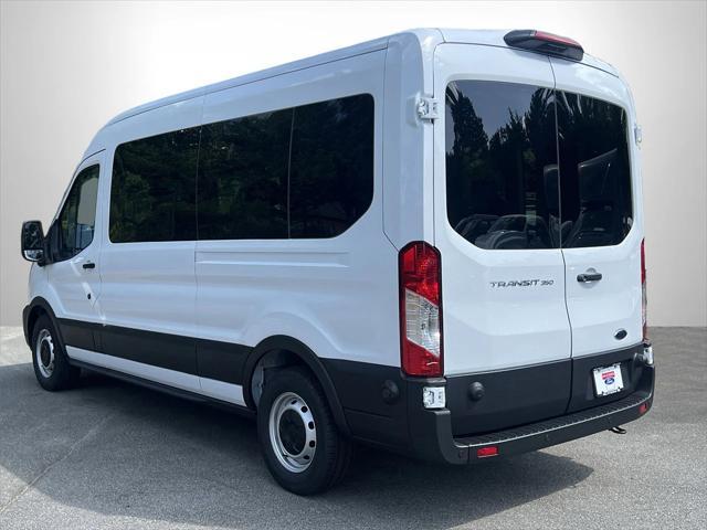 Photo of 2025 Oxford White Ford Transit-350