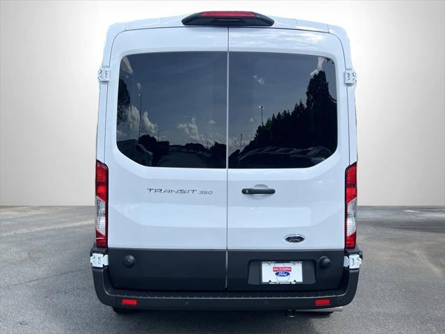 Photo of 2025 Oxford White Ford Transit-350