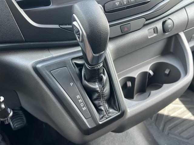 Photo of 2025 Oxford White Ford Transit-350