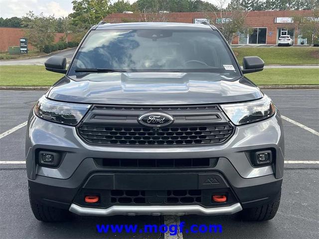 Photo of 2022 Carbonized Gray Metallic Ford Explorer