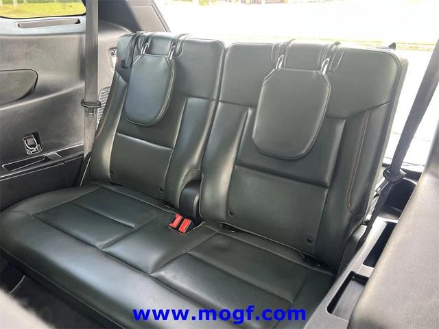 Photo of 2022 Carbonized Gray Metallic Ford Explorer
