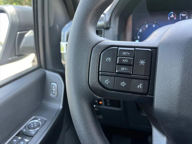 Photo of 2025 Oxford White Ford F-150