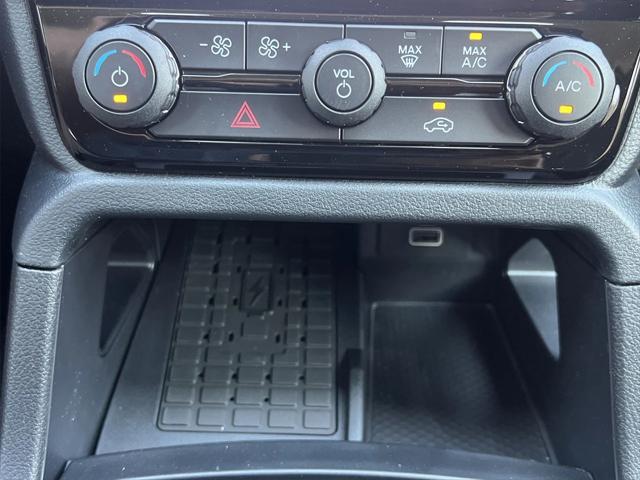 Photo of 2025 Carbonized Gray Metallic Ford Ranger